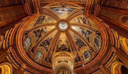Bazilika sv. Františka Velikého v Madridu ve Španělsku
