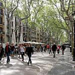 Ulice La Rambla v Barceloně