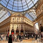 Galerie Viktora Emanuela II. (Galleria Vittorio Emanuele II) v Milánu