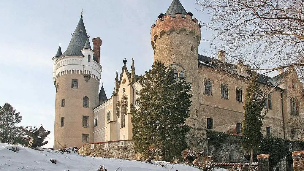 Zámek Žleby