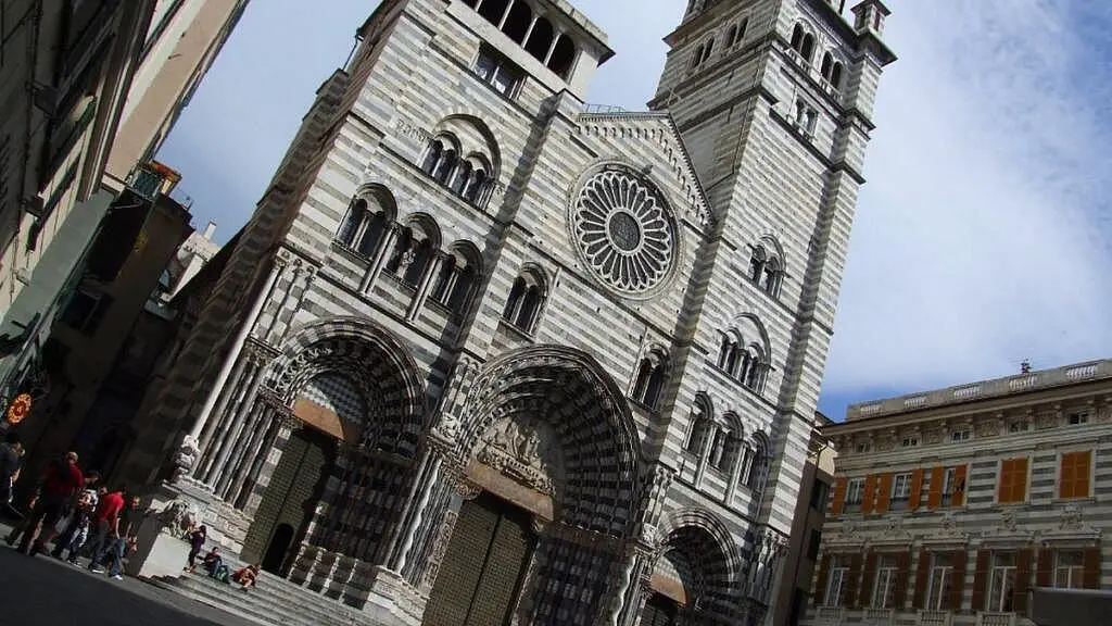 Katedrála sv. Vavřince v Janově (Cattedrale di San Lorenzo di Genova)